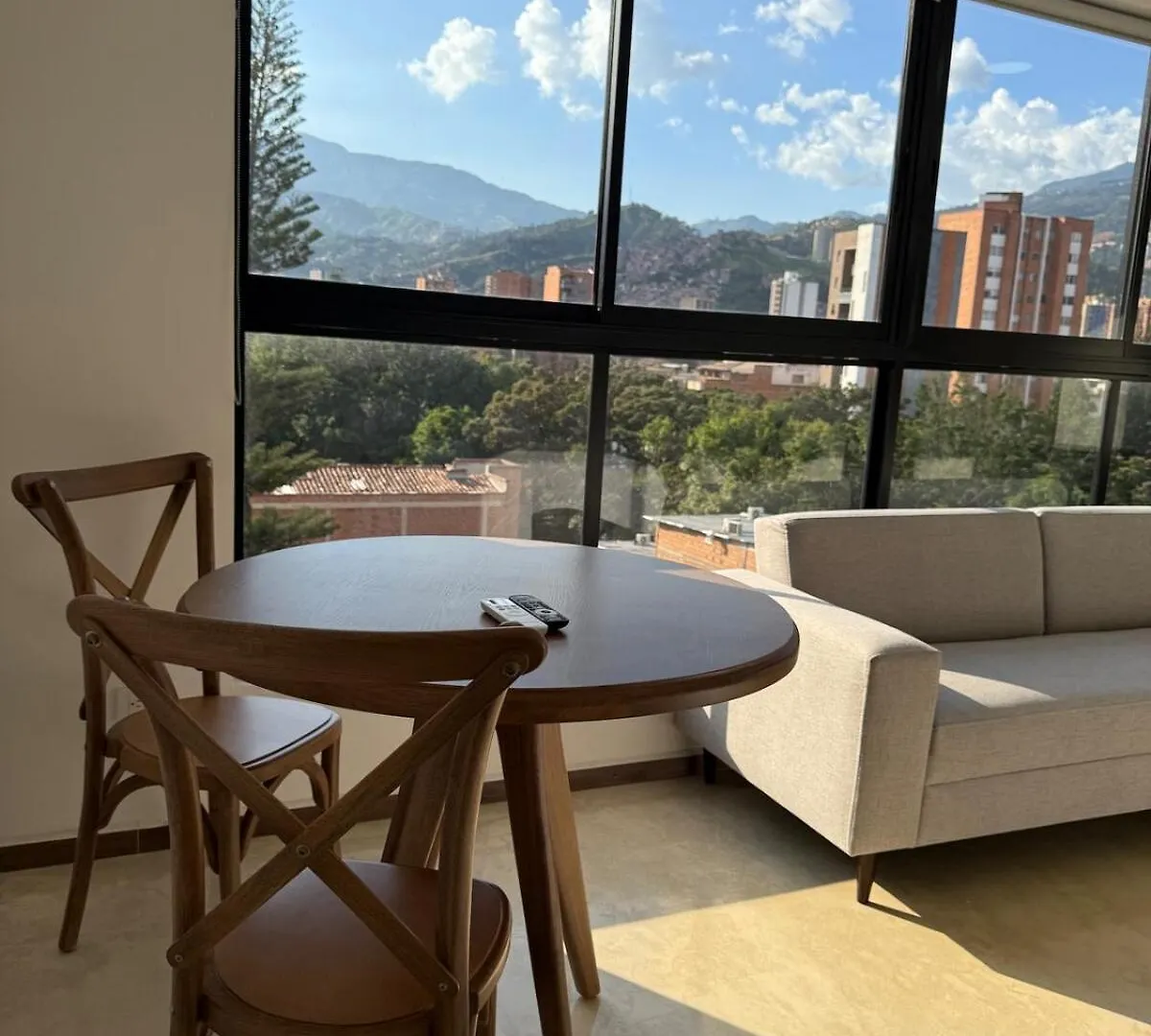 Faro 78 2 Queen Bed Con Aire Acondicionado Medellin Apartment